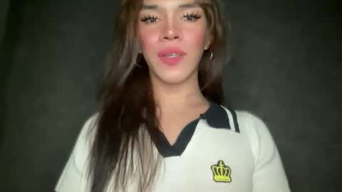 QUEEN online show from 10-06-25, 01:52