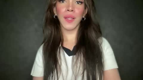 QUEEN online show from 10-26-25, 11:53