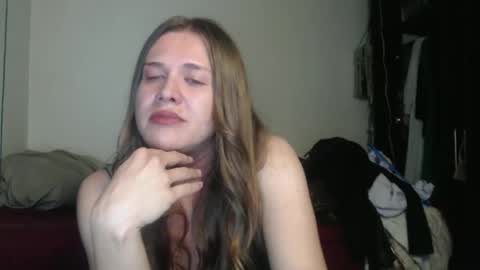 Snapshot of queennicky88 chatting on 01-10-25, 04:01 Nico online show from 01-10-25, 04:01