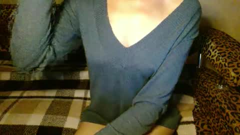 queenoftenderness online show from 12-04-24, 04:05