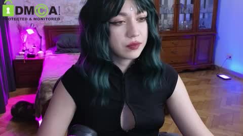     follow my new insta  online show from 01-06-26, 10:12