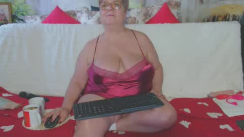 QueenPammy online show from 01-16-25, 01:58