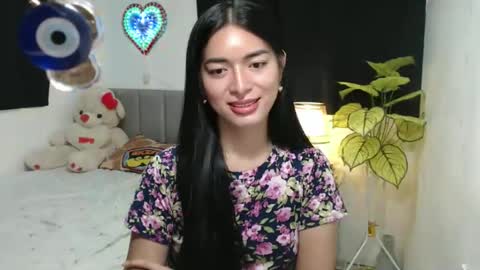 QueenPinay69 online show from 11-15-25, 04:54