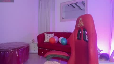Queen Rose  online show from 01-30-25, 07:26
