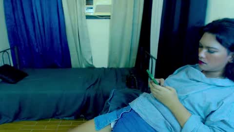 Snapshot of queensabbyvee chatting on 02-18-25, 06:48 Sabrina online show from 02-18-25, 06:48