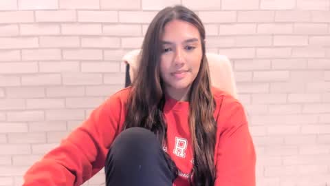 Snapshot of queenv66 chatting on 01-04-25, 04:44 Val - online show from 01-04-25, 04:44
