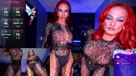 Snapshot of queenvalentinats chatting on 02-11-26, 08:14 ValentinaMoone online show from 02-11-26, 08:14