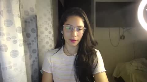 Paola online show from 01-14-25, 04:36