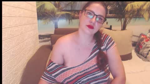 Snapshot of queenxnatasha chatting on 09-11-25, 08:53 queenxnatasha online show from 09-11-25, 08:53