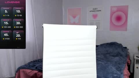 Anna online show from 02-08-26, 06:39