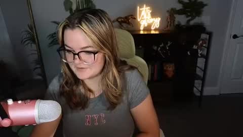 Bri online show from 10-15-25, 02:33