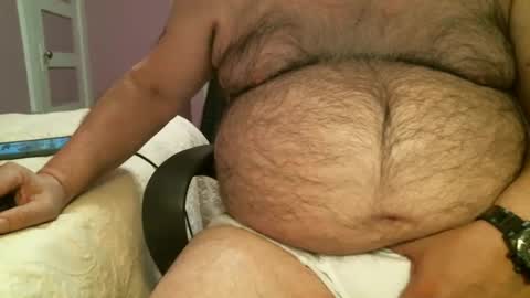 Snapshot of quietnshy2 chatting on 10-22-25, 02:34 quietnshy2 online show from 10-22-25, 02:34