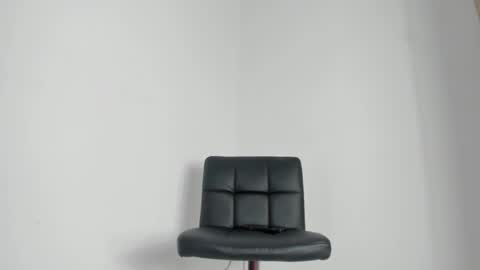 quuen_valery online show from 02-24-26, 06:00