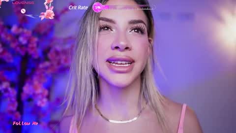 Snapshot of r4veenn chatting on 01-03-25, 06:01 RACHEL BLAKE online show from 01-03-25, 06:01