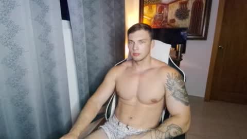 Dmitry online show from 11-05-25, 04:34