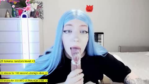 - online show from 11-19-25, 01:44