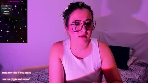 Rachel Foss online show from 12-21-24, 08:54