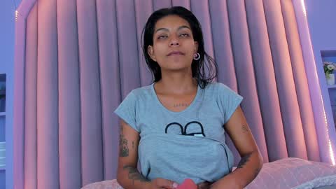  RACHEL  online show from 01-18-25, 11:43