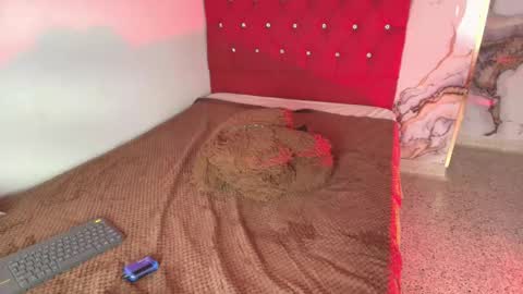 Rachel online show from 12-21-25, 01:57