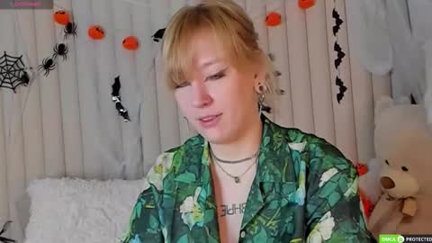 RachelCart online show from 10-29-25, 03:09