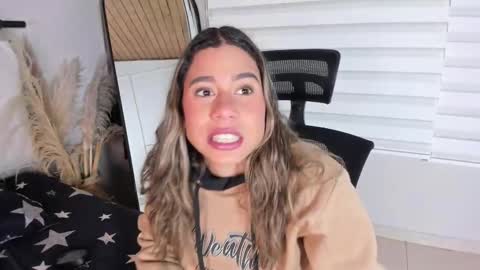 Rachell online show from 11-05-25, 04:01