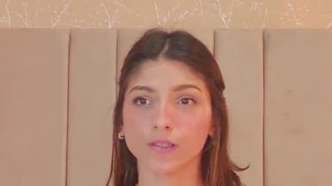 Snapshot of rachell_duque chatting on 01-29-25, 05:35 Rachell online show from 01-29-25, 05:35