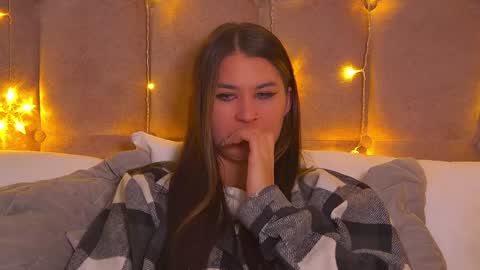 RachellSimpson online show from 12-05-24, 01:25