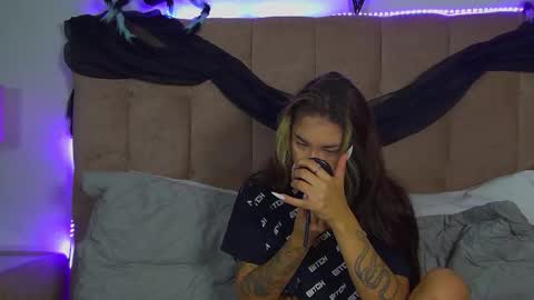 RachellSimpson online show from 10-31-25, 06:31