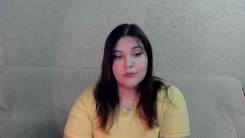 Snapshot of rachelwild chatting on 10-22-25, 05:24 RachelWild online show from 10-22-25, 05:24