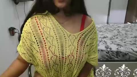 Snapshot of radha_cute chatting on 11-25-25, 12:27 anjali online show from 11-25-25, 12:27