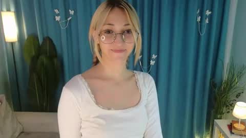 Karina online show from 09-11-25, 09:15