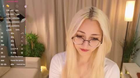Karina online show from 10-05-25, 09:02