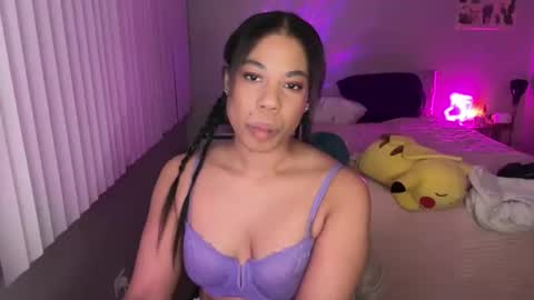 Snapshot of raewerks chatting on 10-17-25, 02:04 RaeWerks online show from 10-17-25, 02:04