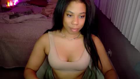 Snapshot of raewerks chatting on 11-20-25, 05:51 RaeWerks online show from 11-20-25, 05:51