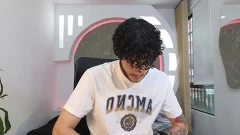 R A F A E L online show from 10-21-25, 09:04