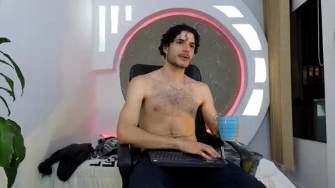 R A F A E L online show from 11-18-25, 11:59