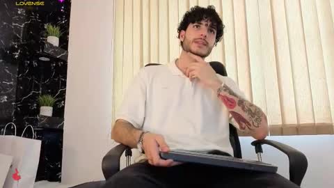 R A F A E L online show from 02-13-26, 09:11