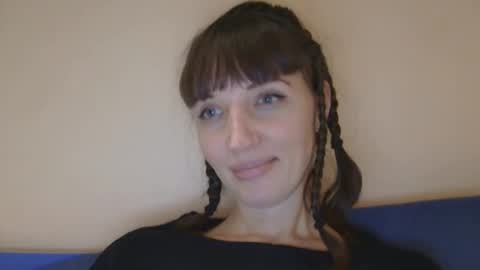 Snapshot of rafaellaraffy chatting on 12-16-25, 10:48 Rafaella online show from 12-16-25, 10:48