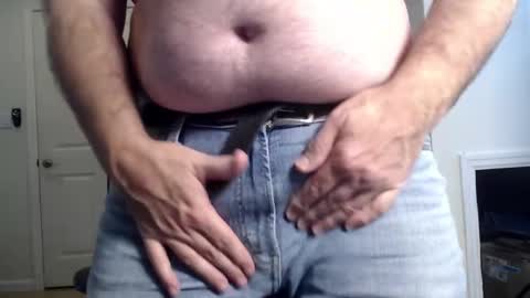 Snapshot of ragin_hardon001 chatting on 01-06-25, 03:51 Ray online show from 01-06-25, 03:51