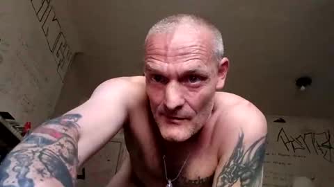 Snapshot of ragingzef69 chatting on 01-06-25, 09:19 Bigthickdickinvic online show from 01-06-25, 09:19