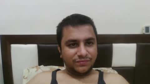 Snapshot of rahuldave007 chatting on 02-17-25, 12:16 Dave online show from 02-17-25, 12:16