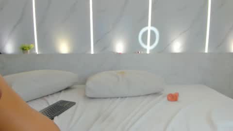 railey_rosse online show from 02-14-25, 01:56