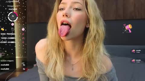 Snapshot of rainauge chatting on 02-22-25, 09:04 Lisa online show from 02-22-25, 09:04