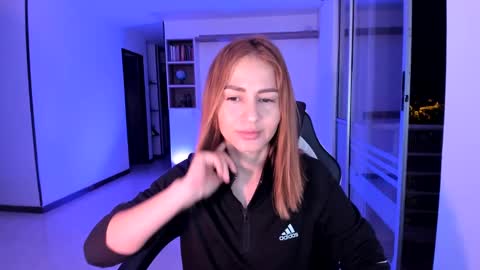 Snapshot of rainbow_jenny chatting on 03-01-25, 03:53 Jennyindependent model . online show from 03-01-25, 03:53