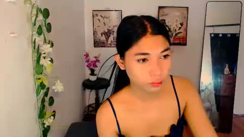 raindrizzle1706 online show from 12-19-25, 04:41