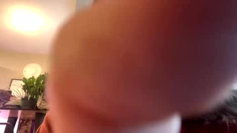 Snapshot of rainier1234 chatting on 02-04-25, 08:06 Alex online show from 02-04-25, 08:06