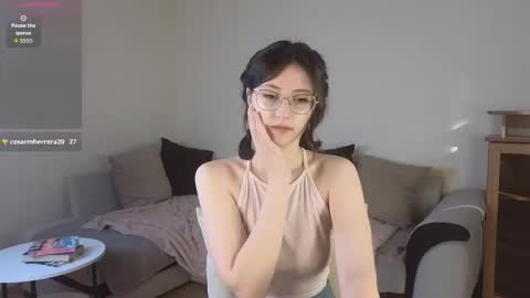 rainybella online show from 10-17-25, 07:33