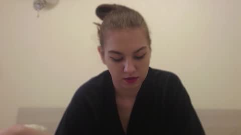 rainyvibe_ online show from 10-12-25, 06:34