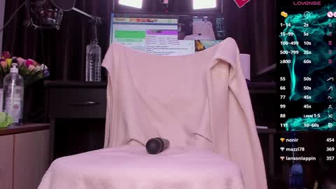 Laura online show from 01-09-25, 08:34