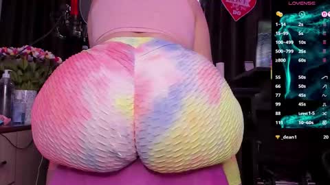 Laura online show from 01-10-26, 04:03